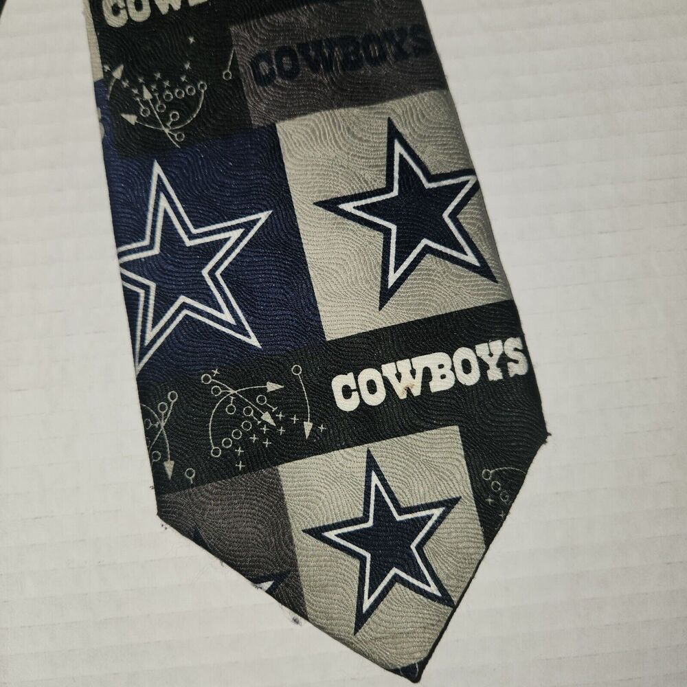 Dallas Cowboys NFL Football 2002 Vintage Play Call Necktie - Picture 2 of 7